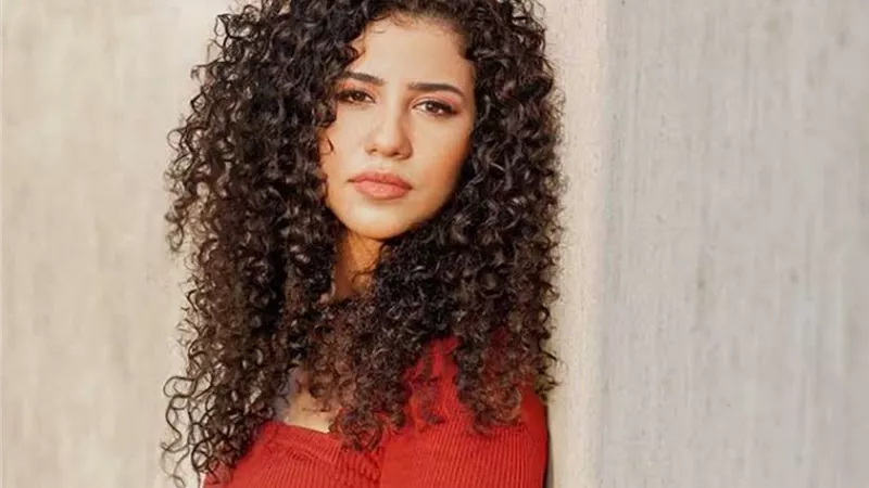 نوران أبو طالب: محمد منير 