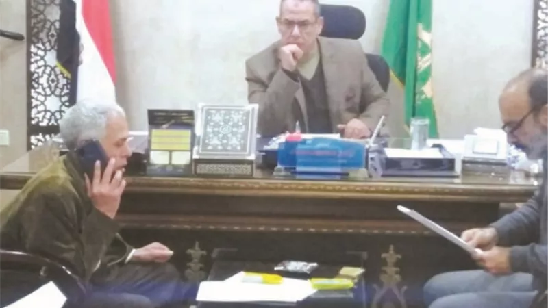 وكيل التعليم بالقليوبية يطالب مديري العموم بحل مشاكل المعلمين وأولياء الأمور
