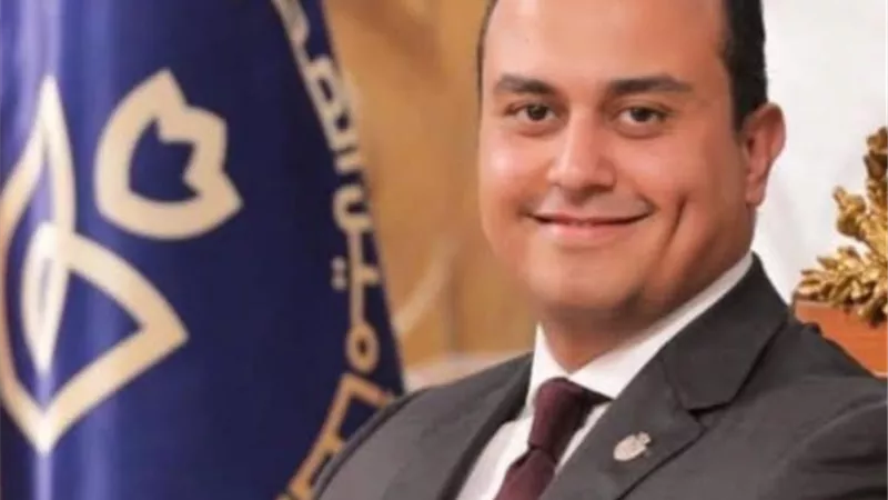 رئيس هيئة الرعاية الصحية يستعرض إنجازات الهيئة بمنظومة التأمين الصحي الشامل
