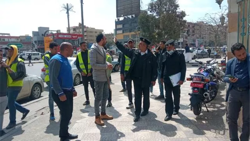 النجار: جهاز 6 أكتوبر يشن حملة مكبرة على الإشغالات بالتعاون مع شرطة المرافق.. بالصور