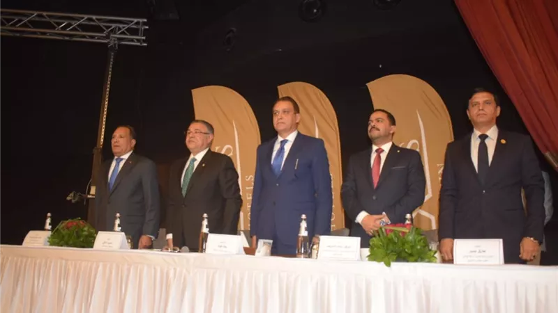 محافظ البحر الأحمر: تناغم بين الأجهزة التنفيذية والتشريعية من أجل المواطن