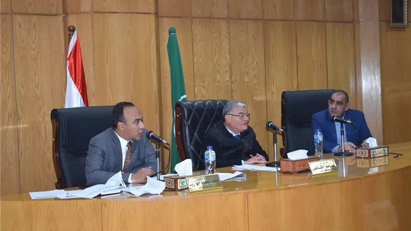 محافظ المنيا : مشروعات حياة كريمة ترجمة حقيقية لاهتمام القيادة السياسية بتنمية الصعيد