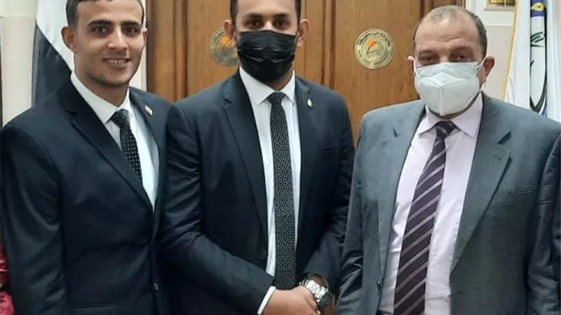 طلاب جامعات شمال ووسط الصعيد فى برنامج 