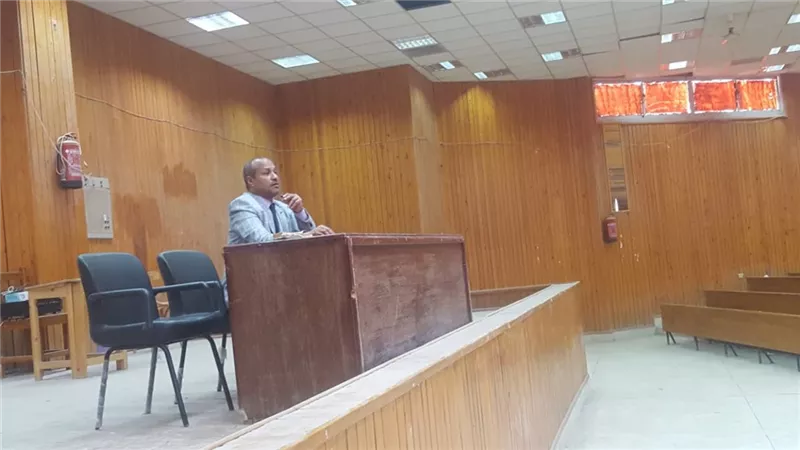 ندوة عن التدخين واضراره الاقتصادية والصحية بكلية التجارة