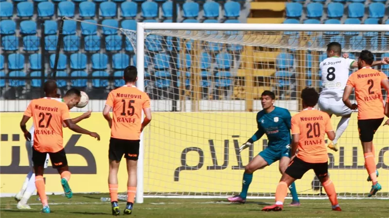 فاركو والبنك الأهلى يتعادلان سلبياً فى الشوط الأول