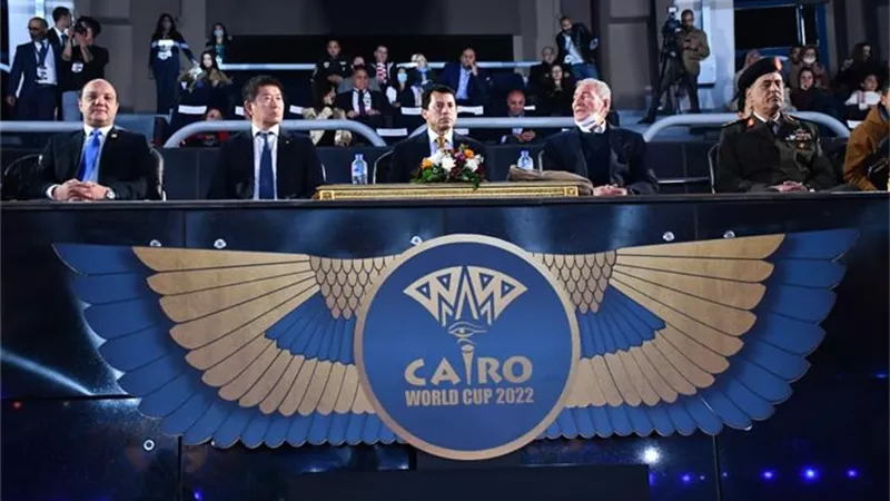 وزير الرياضة يفتتح كأس العالم للجمباز بمجمع صالات استاد القاهرة
