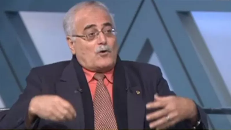 أستاذ مناخ يوضح خطورة التغيرات المناخية.. فيديو