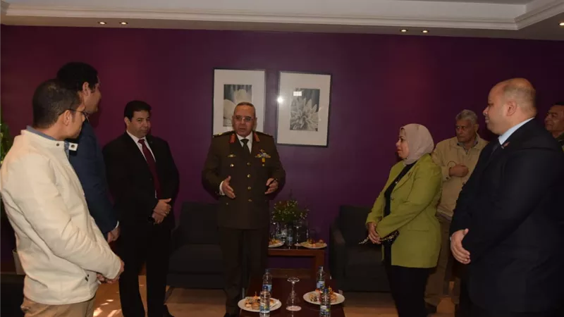 القوات المسلحة ووزارة الشباب والرياضة تنظم ندوة تثقيفية حول جهود الإعلام العسكرى فى توضيح دورها تجاه الأعمال الحربية والإرهابية