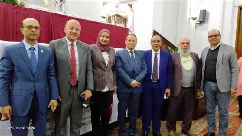 النقابة العامة للأطباء تكرم فريق جراحات القلب و الصدر بجامعة اسيوط