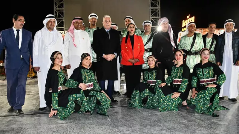 حفل فني علي مسرح مقصد العائلة بطور سيناء في الذكرى 33 لاسترداد طابا
