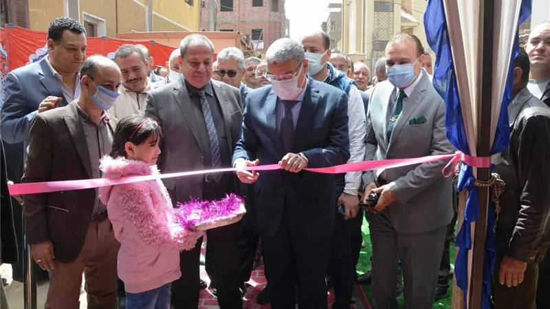 محافظ المنيا يفتتح معرضى اهلا رمضان فى ملوى وابوقرقاص