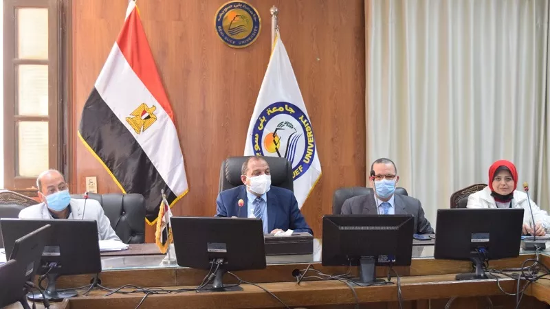 رئيس جامعة بني سويف :يوجه بسرعة ميكنة قطاع الدراسات العليا لضمان الشفافية
