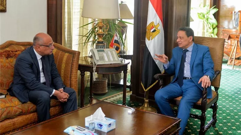 رئيس الأعلى للإعلام يبحث مع مساعد وزير الخارجية التعاون في مجالات حقوق الإنسان