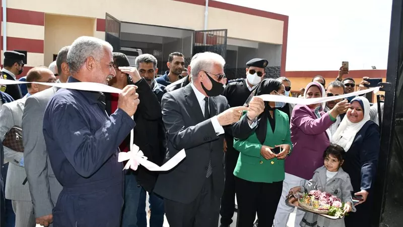 فودة يفتتح أعمال تطوير الحملة الميكانيكية ويتفقد ورشة الأثاث التابعة لديوان عام محافظة جنوب سيناء