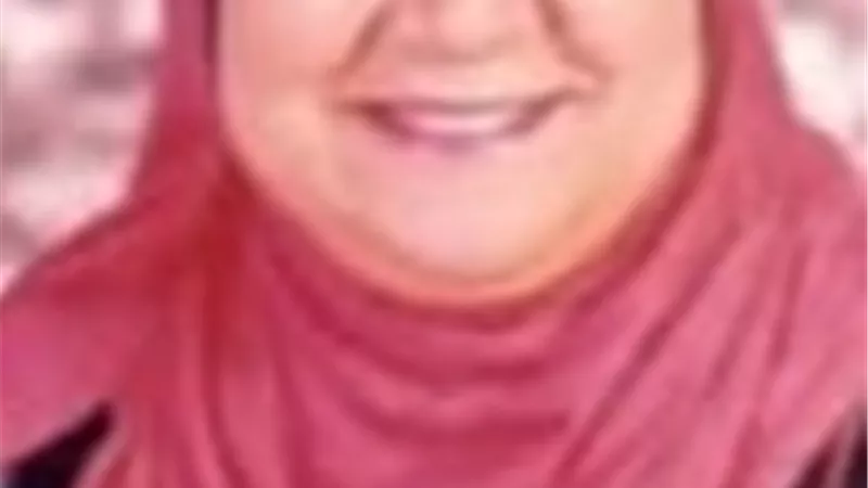 تكريم وداد أم البنات مثالية عن محافظة السويس