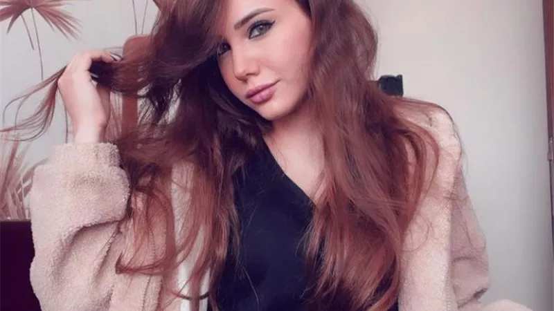 ملامح هادئة .. ياسمين البشبيشي تبرز جمالها فى أحدث إطلالة