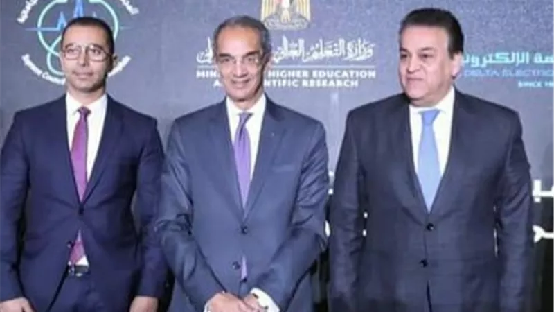 خالد عبدالغفار: ميكنة خدمات 79 مستشفى جامعي في المرحلة الأولى