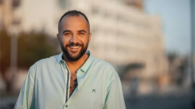 علي الألفى يطرح 