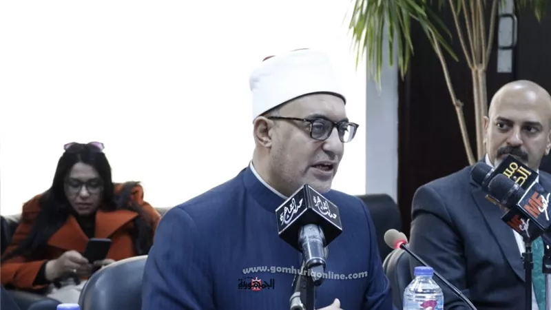 أمين “البحوث الإسلامية”: المواجهة المصطنعة بين الدين والوطن جهل بمقاصد الشريعة