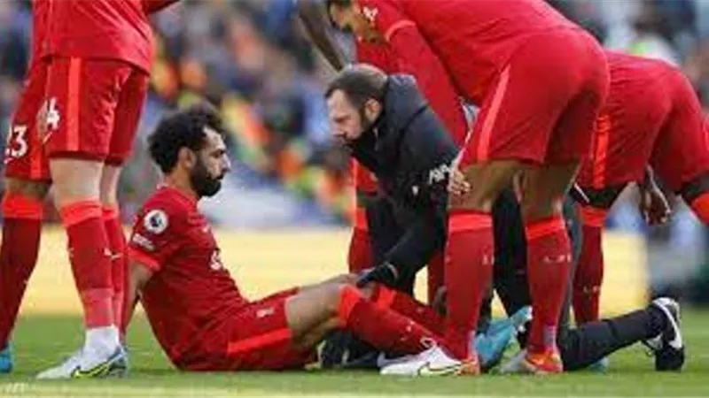 هل يشارك صلاح فى مواجهة السنغال .. طبيب المنتخب يحسمها