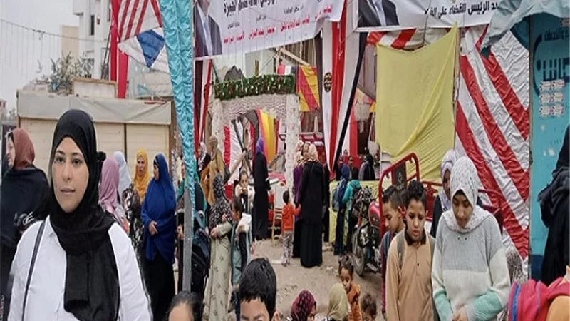 مستقبل وطن: افتتاح معرض 
