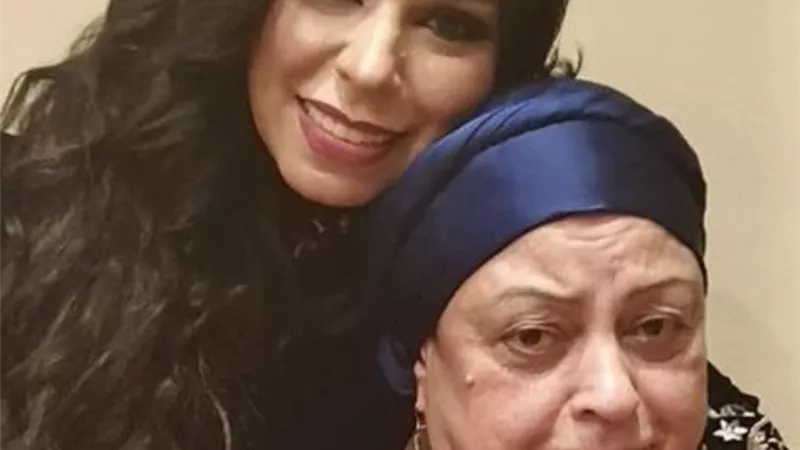 مالوش طعم من غيرك.. رسالة حزينة من مروة ناجي لوالدتها الراحلة فى عيد الأم