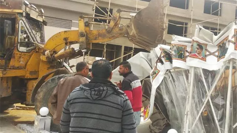 عادل النجار: جهاز 6 أكتوبر يشن حملة مكبرة على الإشغالات فى أحياء المدينة.. بالصور