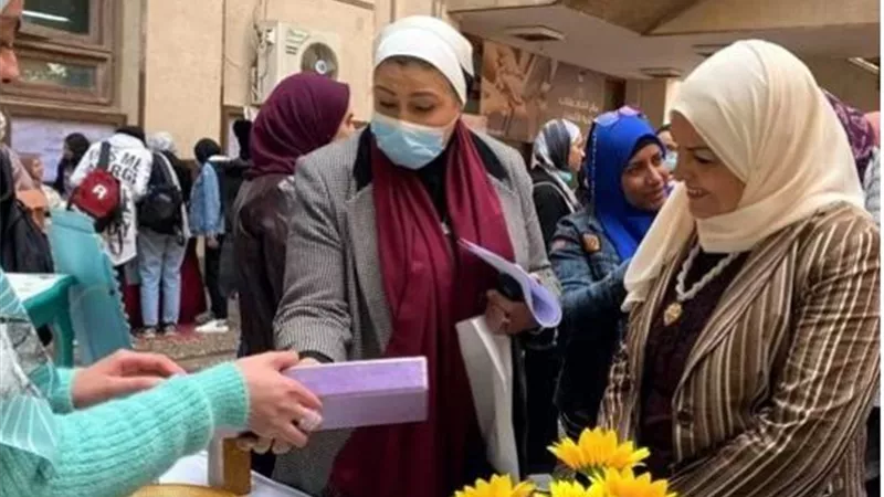 عميد ألسن عين شمس تفتتح مسابقة 