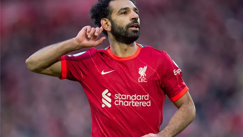 عملاق إيطاليا يشعل الميركاتو الصيفي.. ويفاوض محمد صلاح
