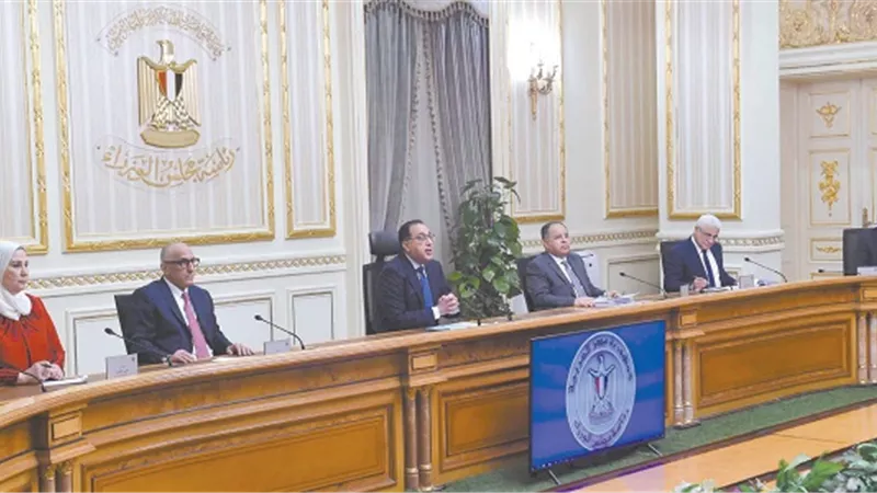 رئيس الوزراء يطمئن المصريين ومجتمع الأعمال علي مكتسبات الإصلاح الاقتصادي