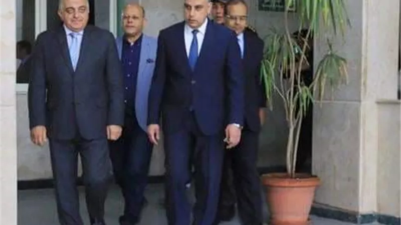 محافظ سوهاج يطمئن على الحالة الصحية للنقيب محمد أحمد قدري