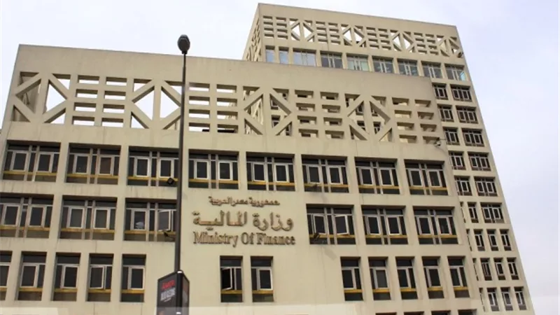 بالإنفوجراف.. الحكومة تمنح المستثمرين حوافز ضريبية إضافية لدعم سوق رأس المال