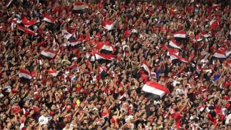 مصر والسنغال .. 14 شيئا غير مسموح بدخولها مع الجماهير لاستاد القاهرة
