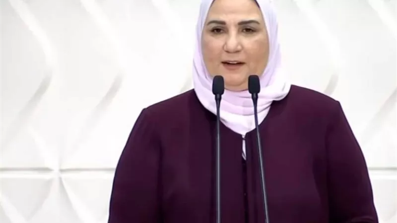 وزيرة التضامن: 57 % من السيدات حصلن على تعويضات من الدولة لأسر الشهداء