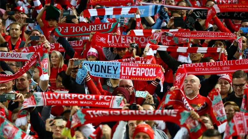 جماهير ليفربول يطالبون بنقل مواجهة مانشستر سيتي إلى 