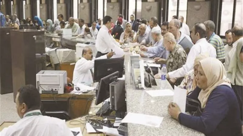 اقبال كبير على شهادات الادخار الجديدة بعائد 18%