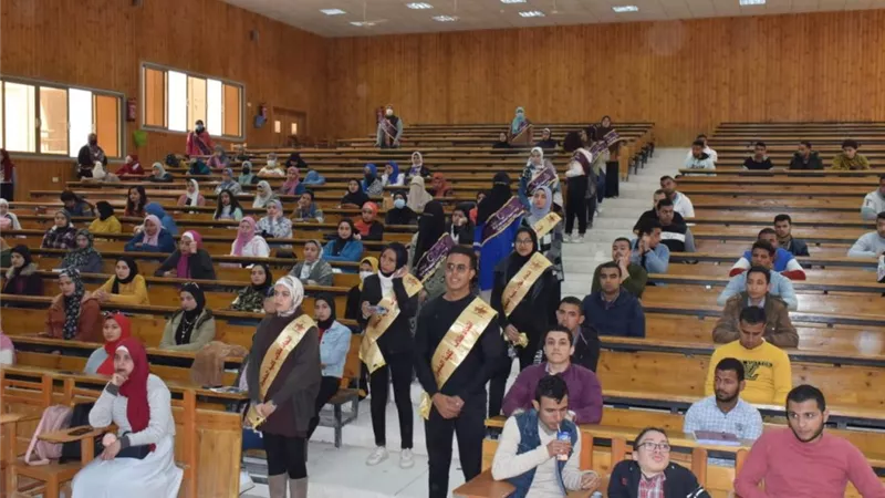 مهرجان الأنشطة الطلابية بجامعة المنيا يشهد برنامجاً حافلاً لرفع وعي الطلاب بالقضايا المجتمعية