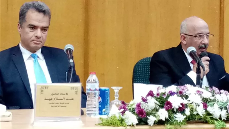 نائب رئيس جامعة الزقازيق يفتتح ورشة عمل وحدة إدارة المشروعات بكلية الطب البشرى