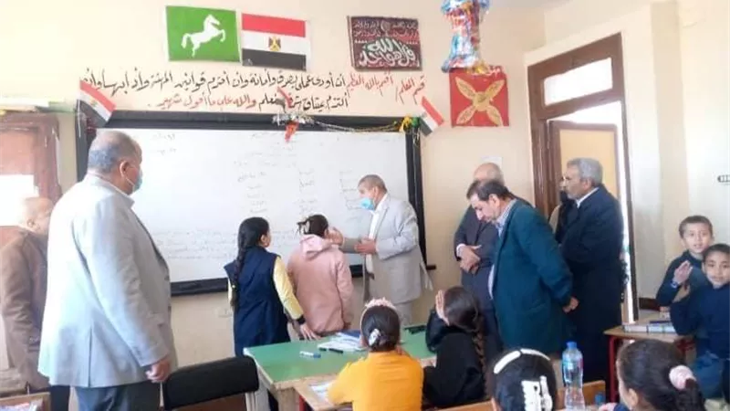 وكيل وزارة التعليم يتابع سير انتظام العملية التعليمية بمدراس ادارة أولاد صقر