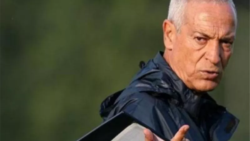 فيريرا يرفض بقاء بن شرقى فى الزمالك