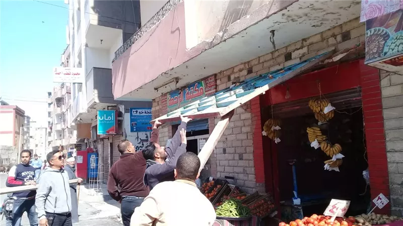محافظ أسيوط يؤكد استمرار حملات ازالة الاشغالات والتعدي على حرم الطريق