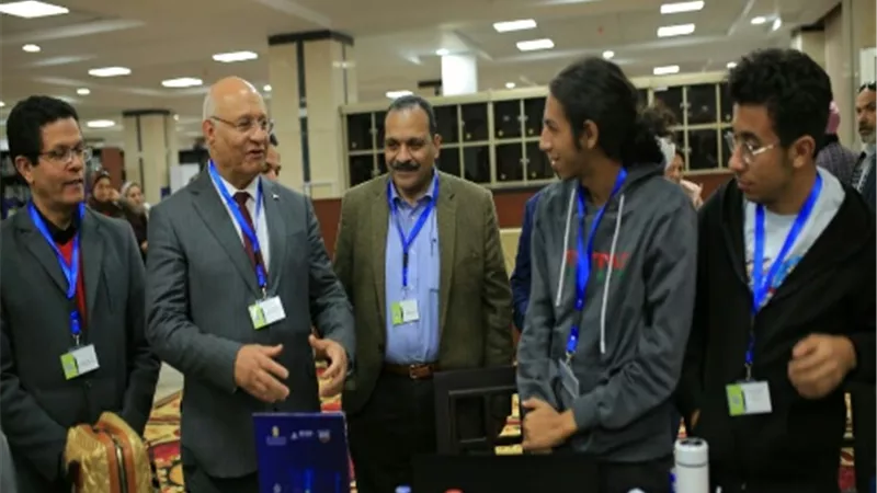 رئيس جامعة بنها يتابع فعاليات 