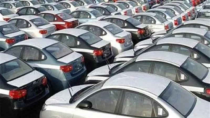 جمال عسكر: الاحتكار في قطاع السيارات يرفع أسعارها بمصر.. فيديو