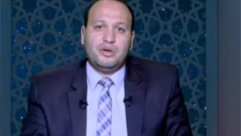 عالم أزهري: أفضل الصدقات سد حاجة الآخرين.. والإنسان يثاب على نيته.. فيديو