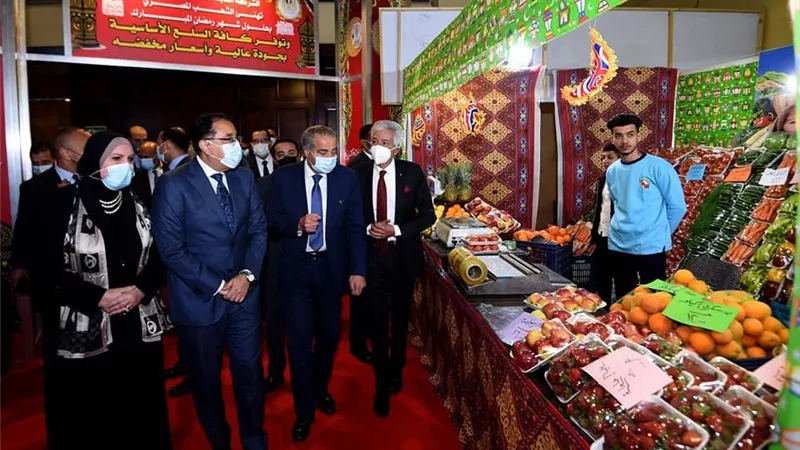 جامع :نتوسع فى تنظيم المعارض السلعية بكافة المحافظات لتوفير المنتجات الاساسية للمواطنين
