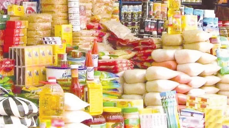 الحكومة تحارب الغلاء.. نشر منافذ بيع جميع السلع بكميات وفيرة وأسعار مخفضة