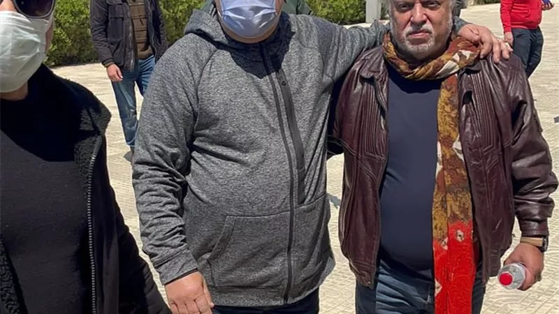 اشرف زكى اول الحاضرين جنازة الفنان احمد حلاوة.. صور