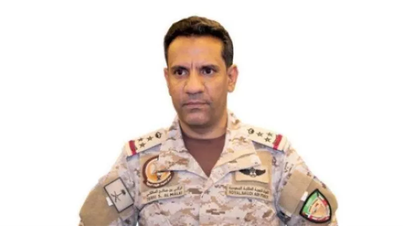 التحالف العربي يمهل الحوثيين 3 ساعات لإخراج الأسلحة من مينائي الحديدة والصليف ومطار صنعاء