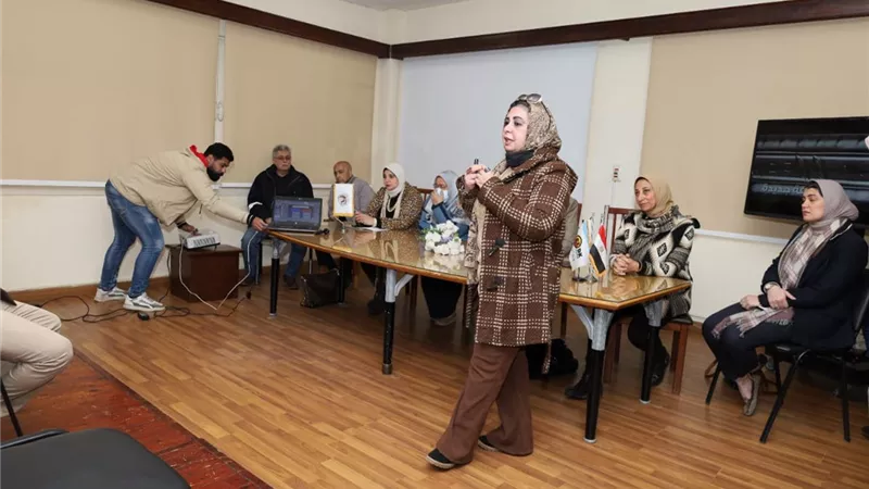 القوى العاملة تعقد ندوة عن أهمية وحدة المساواة بين الجنسين بالإسكندرية