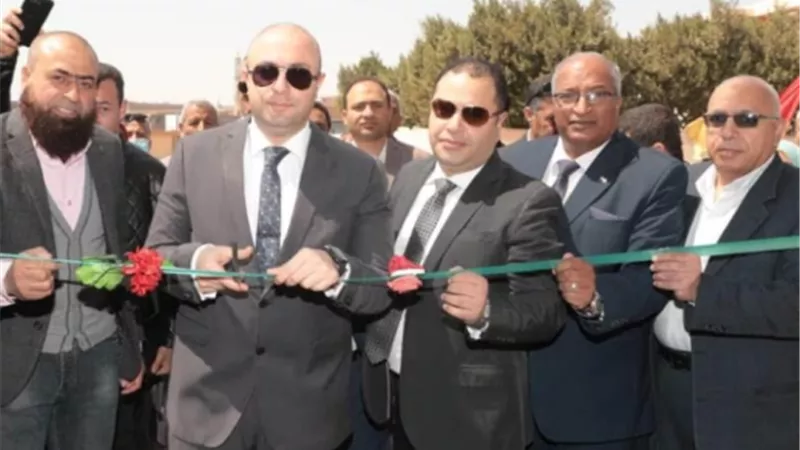 المحافظ يفتتح مشروعات خدمية بتكلفة 10 ملايين بمركز الواسطى